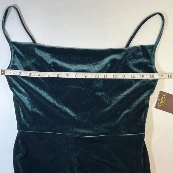 🎉3x HP!🎉 NWT: Taylor, maxi/long Evergreen dress/gown - Picture 12 of 15